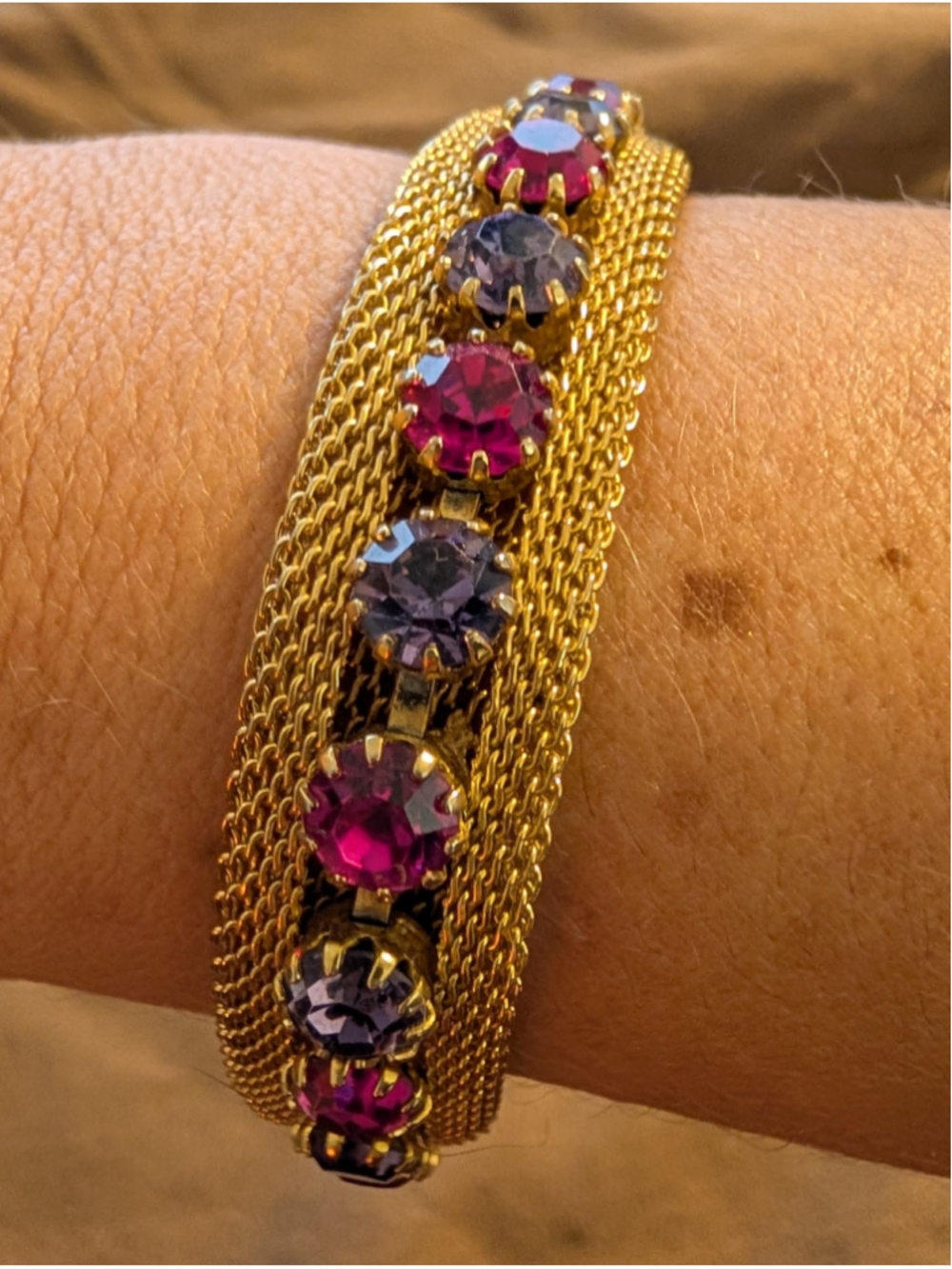 Vintage WEISS Pink Purple Rhinestone Gold Tone Mesh Bracelet Signed 7.25"